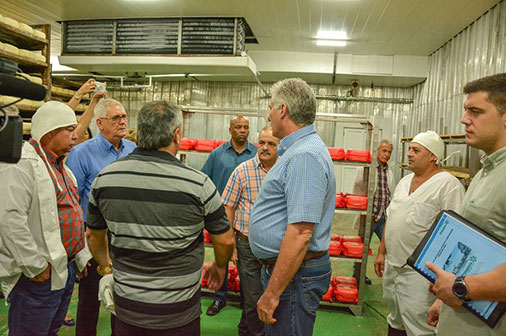 El Presidente Miguel Díaz-Canel Bermúdez encabezó una visita gubernamental a Pinar del Río para constatar el desarrollo económico y social de la más occidental de las provincias cubanas.