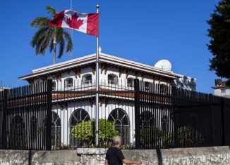 A partir del 1 de agosto, los residentes cubanos podrán obtener nuevamente las huellas dactilares y las fotos necesarias para las solicitudes que se hagan en la embajada, así como dejar los pasaportes y recoger las visas en el edificio.