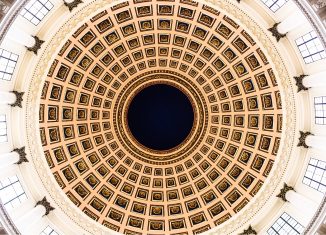 El historiador de la ciudad, Eusebio Leal, mencionó este particular en momentos en que un gran toldo cubre toda la cúpula, luego de intensos trabajos que permitieron una remodelación del resto del inmueble.