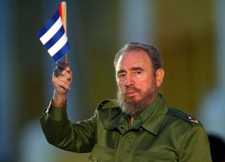 En la isla caribeña y otros lugares del orbe se recuerda el aniversario 93 del natalicio de Fidel Castro mediante conversatorios, exposiciones y anécdotas de su hidalguía y afán por evitar que Cuba regresara a un pasado de humillaciones y servilismo.
