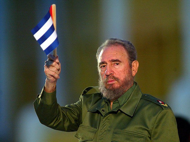 En la isla caribeña y otros lugares del orbe se recuerda el aniversario 93 del natalicio de Fidel Castro mediante conversatorios, exposiciones y anécdotas de su hidalguía y afán por evitar que Cuba regresara a un pasado de humillaciones y servilismo.