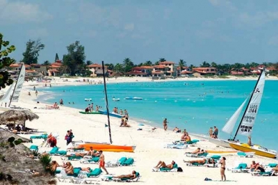 Ese polo de sol y playa presenta un acumulado de 910 mil turistas foráneos, por lo que podrá alcanzar la cifra millonaria antes que cierre agosto.