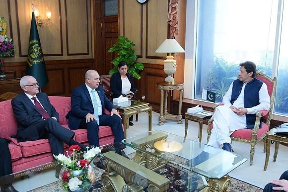 Morales Ojeda fue recibido por Arif Alvi, presidente de Pakistán y por el primer ministro, Imran Khan, con los que intercambió sobre temas de la agenda bilateral e internacional.