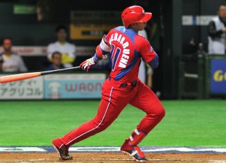 Además expresamos los problemas de organización por los que atraviesa el arbitraje cubano y los graves actos de indiciplinas de aficionados en diferentes estadios del pais entre otros temas de actualidad.