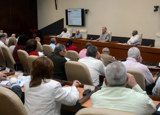 El Presidente de la República dialógo, mediante videoconferencia, con directivos territoriales sobre importantes temas para el desarrollo del país.