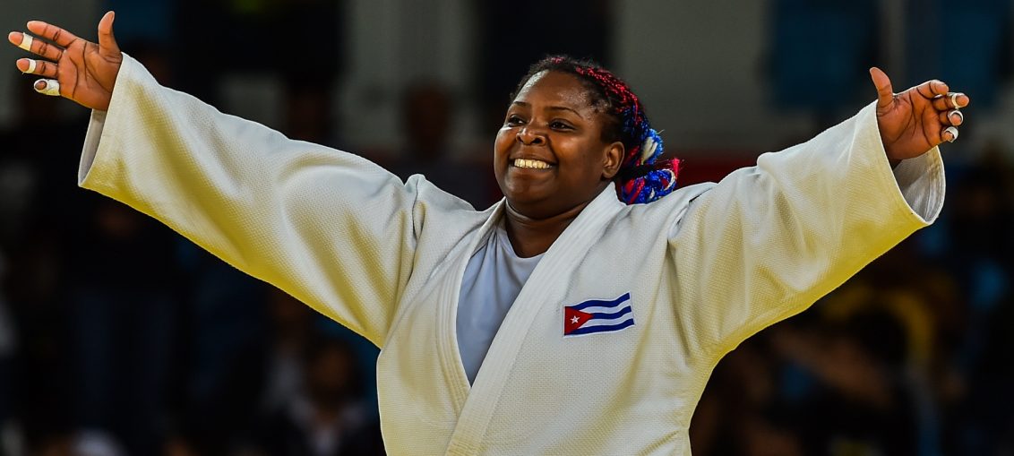 La triple medallista olímpica volvió a liderar a la escuadra cubana de judo y con una presea de plata en los +78 kg llevó a la Isla hasta el noveno puesto del medallero en una competencia donde Japón se llevó 11 de las 14 coronas en disputa.