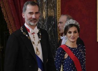 Durante su permanencia en nuestro país, Su Majestad Felipe VI tendrá conversaciones oficiales con el Presidente de la República de Cuba, Miguel Díaz-Canel Bermúdez. Sus Majestades los Reyes de España realizarán otras actividades.