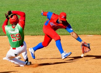 Martes 6:30 pm por Cubavision Internacional y Tele Rebelde. Retransmisión miércoles 1 am, 5 am y 9 am por Cubavisión Internacional 9:05am por Tele Rebelde.