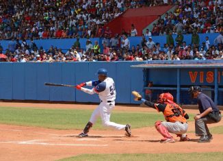 René Navarro nos trae los mejores del atletismo en el 2019 y que pasará Tokio 2020. SALUD Y DEPORTE con rutina de cardio y los certeros comentarios de Armando Yera Gogoy