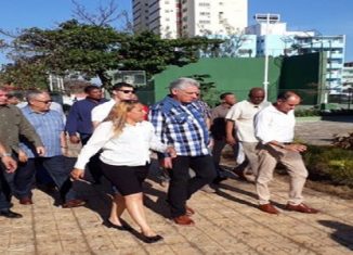 Miguel Díaz-Canel Bermúdez visitó el Complejo Recreativo ¨Marcelo Salado¨y el Círculo Social Obrero ¨José Antonio Echeverría¨, ubicado en el municipio Plaza de la Revolución.