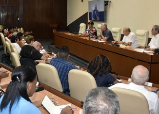 Acercar a los estudiantes a la historia, que la entiendan, la aprehendan y la sientan con el corazón, es un reto constante en el quehacer cotidiano de maestros y profesores de la enseñanza cubana.