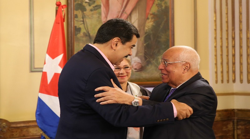 El mandatario bolivariano agradeció al pueblo cubano por el apoyo que brindan a los programas de su gobierno en favor de las personas más vulnerables.