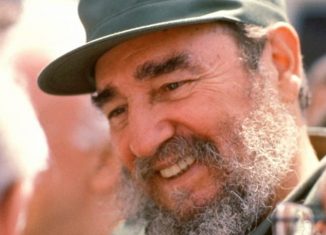 El capitalismo ha creado una sociedad llena de contradicciones, todo lo dilapida, especialmente los recursos naturales y los recursos humanos, afirmó Fidel Castro en Pedagogía 93.