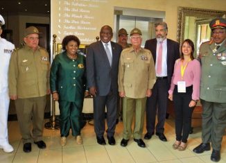 Delegación de Cuba en celebraciones Fuerzas Armadas de Sudáfrica