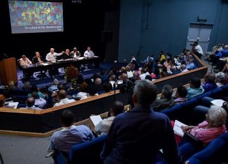 El primer tema a debate fue el de las programaciones culturales, que, según el informe del pasado año, creció cualitativamente, con especial énfasis en el trabajo de los proyectos socioculturales comunitarios y el talento aficionado.