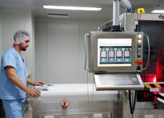 La institución tiene la capacidad para producir todo el Interferón Alfa 2b recombinante que se requiera para combatir la covid-19, y los niveles productivos alcanzan los 50 000 bulbos diarios en la forma líquida del compuesto; en tanto, del liofilizado, se logran 40 000 semanales.