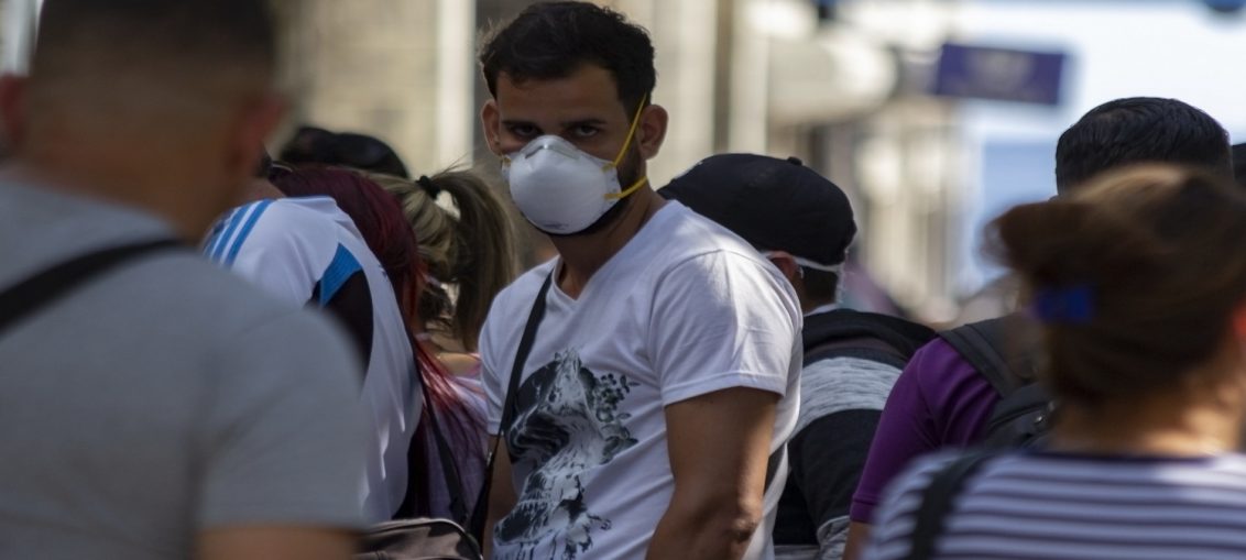 Se mantienen ingresados para vigilancia clínico- epidemiológica 1 479 personas. Uno de los pacientes reportado de grave en días anteriores, se encuentra estable con evolución favorable, indicó el Minsap.
