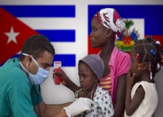 El equipo médico de Cuba, integrado por cinco miembros, llegó el 7 de mayo a las instalaciones situadas en el parque industrial Caracol, en la región nororiental de Haití, donde viven la mayoría de los trabajadores srilankeses, reflejó el rotativo.