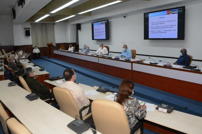 Así lo consideró el Presidente de la República, Miguel Díaz-Canel Bermúdez, al encabezar la sesión del Consejo de Ministros donde se presentó el Plan de medidas que se implementará en las tres fases que tendrá la primera etapa de la recuperación.