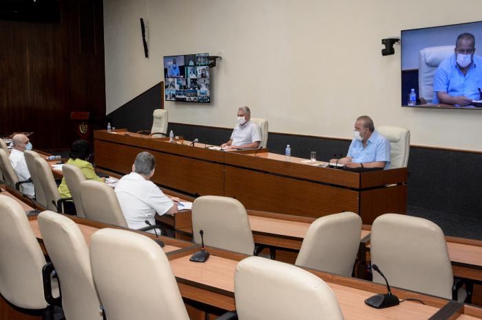 Los 14 pacientes reportados este lunes –13 de ellos en La Habana y uno en Matanzas–, respaldan la tendencia de las últimas dos semanas, en las cuales se han confirmado 190 casos, todos en esos dos territorios.