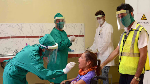 El director nacional de Epidemiología del MINSAP, Dr. Francisco Durán, reportó este miércoles 68 fallecidos y 9 323 muestras positivas en las últimas 24 horas, para un acumulado de 358 378 diagnósticos desde el comienzo de la enfermedad en Cuba.