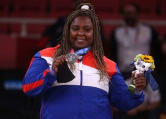 Por cuartos juegos consecutivos subió al podio en los más de 78 kilogramos del judo olímpico. No pudo vencer en el combate final, un desafío ante una mujer que la había vencido en tres ocasiones previas y que ahora le impuso un muro difícil de quebrar.