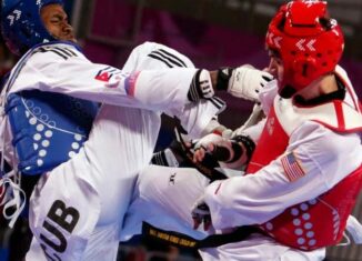 En un combate que se decidió en el último segundo, Alba logró el punto que lo condujo al podio con medalla de bronce, en un pleito bien complejo ante Hongyi Sun de China, quien fue un digno rival llegando en algún momento a estar liderando la disputa.