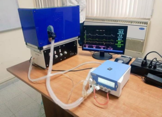 Un total de 145 ventiladores pulmonares de emergencia se entregaron al Sistema Nacional de Salud por el Centro de Neurociencias de Cuba, donde se producen esos equipos como respuesta al contexto epidemiológico generado por la Covid-19.