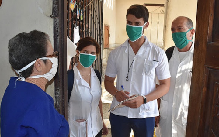 De los pacientes diagnosticados, 139 se encontraban asintomáticos, 4 989 tienen fuente de infección en casos anteriormente confirmados, 8 tienen fuente de infección en el extranjero y en 6 personas se desconoce la fuente de contagio. Autóctonos 4 995.