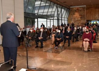 El Presidente de la República, Miguel Díaz-Canel Bermúdez, diálogo con representantes del movimiento mexicano de solidaridad con Cuba, por casi dos horas durante la tarde de este jueves en la sede de nuestra embajada en el hermano país azteca.