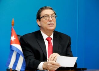 El canciller cubano , Bruno Rodríguez, denunció a través de su cuenta de Twitter que la Embajada de Estados Unidos "está desempeñando un papel creciente en los esfuerzos de subversión política" en la nación caribeña.