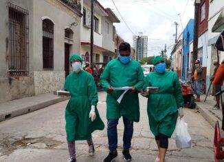 De los pacientes diagnosticados, 98 se encontraban asintomáticos, 909 tienen fuente de infección en casos confirmados, uno tiene fuente de infección en el extranjero y en dos personas se desconoce la fuente de contagio. Autóctonos 911.