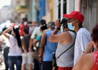 Se encuentran 40 061 ingresados para vigilancia clínica epidemiológica pacientes, 21 085 sospechosos, 2 832 en vigilancia y 16 144 confirmados activos.