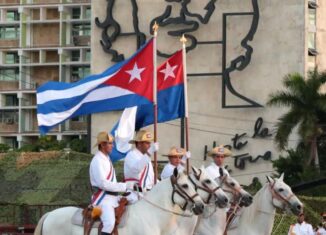 A través de su cuenta en Twitter, Miguel Díaz-Canel Bermúdez compartió un editorial del periódico Granma, que desmonta los propósitos desestabilizadores de una marcha convocada para noviembre próximo.