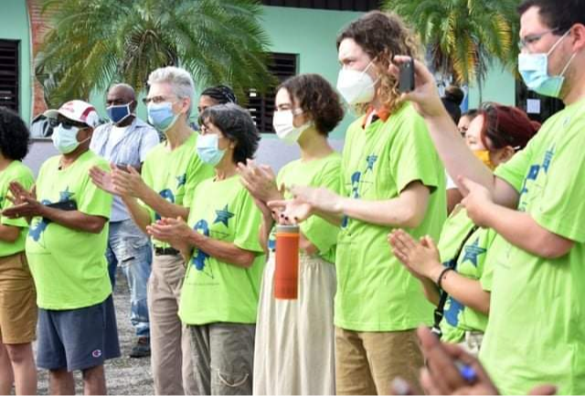 Janine Solanki, coordinadora del grupo integrado por once activistas de Estados Unidos y Canadá, aseveró que en la Isla darán muestras de solidaridad cuando el gobierno imperial realiza una campaña de mentiras y ataques contra el pueblo cubano.