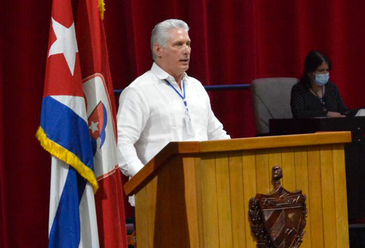 A través de su cuenta de Twitter, el también Primer Secretario del Partido, Miguel Díaz-Canel Bermúdez destacó el inicio de estos intercambios entre los militantes comunistas quienes evaluarán la implementación de los acuerdos del Octavo Congreso del PCC.