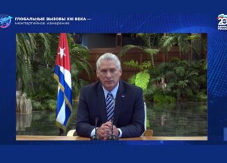 En su videomensaje a la reunión virtual, el mandatario cubano advirtió que constituye una realidad indiscutible que la humanidad enfrenta un escenario internacional complejo e impredecible, estremecido por una crisis multidimensional, consecuencia de un prolongado e injusto orden global.