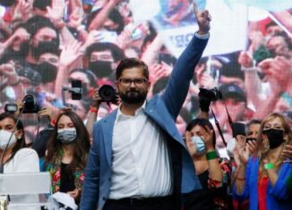 “Construir un país más solidario y justo” es la frase que ha repetido el presidente electo de Chile, Gabriel Boric Font, cuyo programa se sustenta sobre tres pilares: más participación del Estado, feminismo y ecologismo.