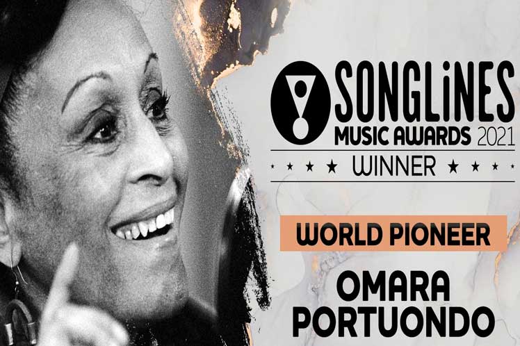 Songlines acaba de proclamarme ganadora del premio World Pioneer 2021, entiendo que en mi nombre se reconoce también al Buena Vista Social Club (BVSC) en su aniversario 25 y a toda la historia y vigencia de la música cubana, confirmó la llamada Novia del Feeling en sus redes sociales.