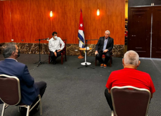 El Presidente Miguel Díaz-Canel Bermúdez se reunió con cubanos residentes en Nicragua. Destacó que es una comunidad muy vinculada a la Isla y con estrecha relación con la Embajada cubana. Recuenta lo vivido por Cuba en estos tiempos de pandemia".
