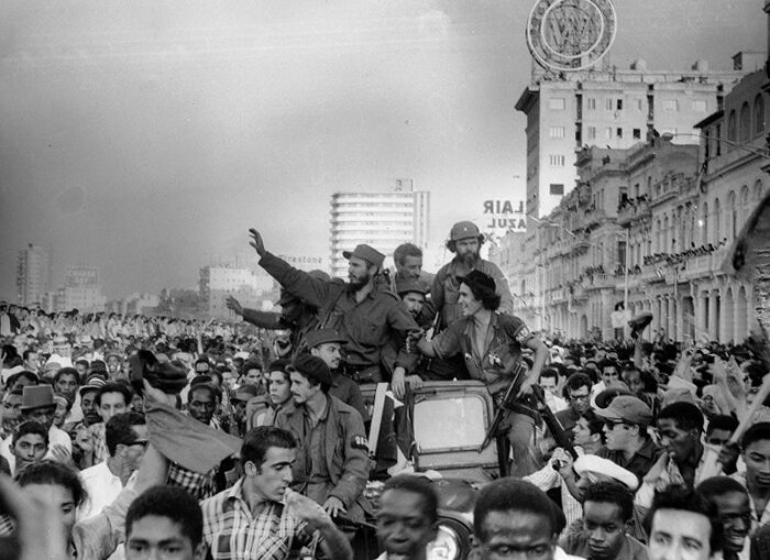 “Agradezco en nombre del gobierno y pueblo de #Cuba los mensajes de felicitación y las disímiles muestras de fraternidad y solidaridad hacia nuestro país en ocasión del 63 aniversario del Triunfo de la Revolución Cubana”, escribió Rodríguez Parrilla.