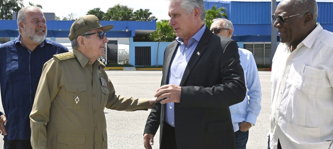 presidente cubano Miguel Díaz Canel Bermúdez arriba a La Habana tras participar en 78 sesiones de la ONU