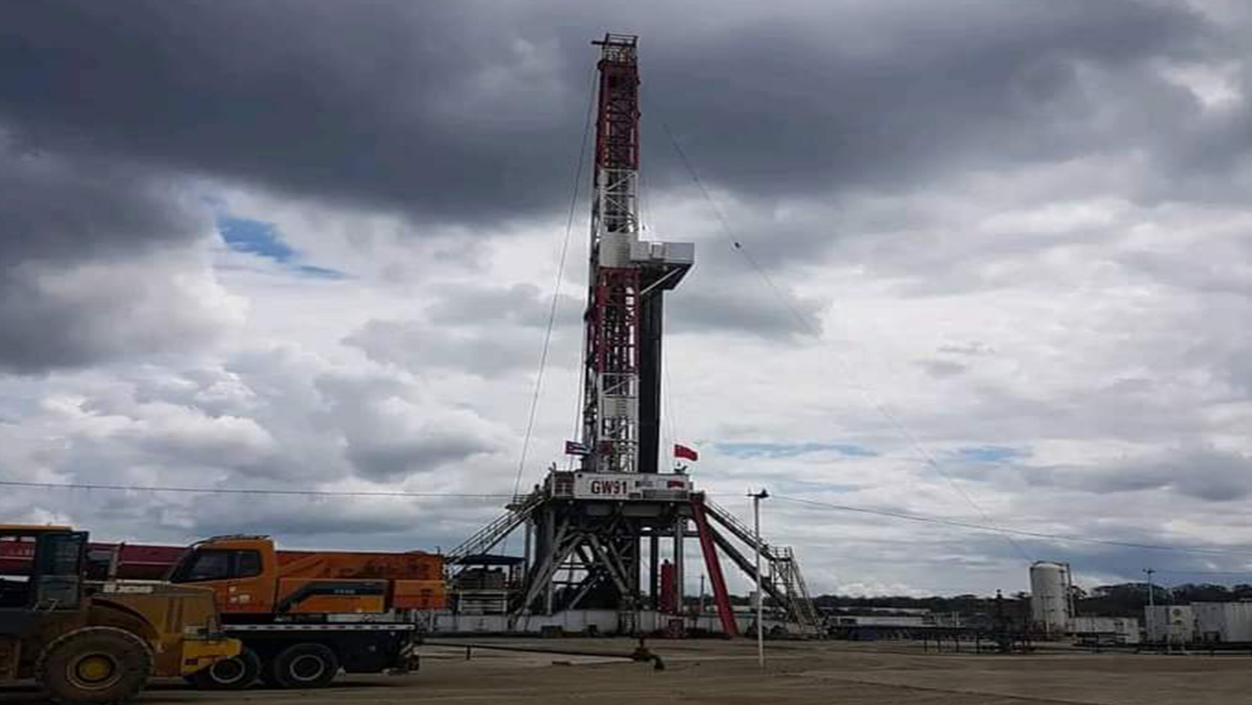 Culminan pozo de petróleo de mayor